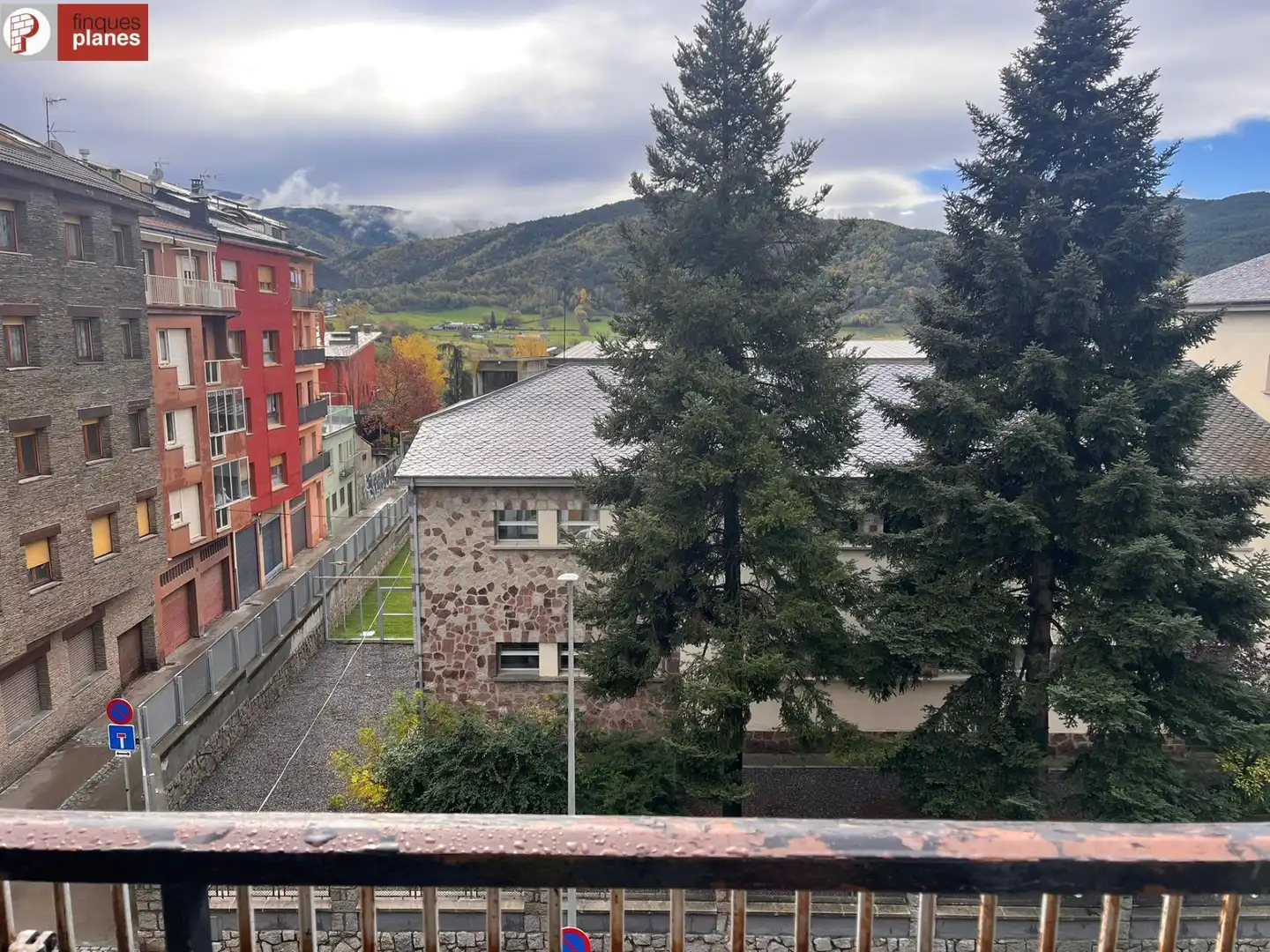 Exterior view of Flat for sale in La Seu d'Urgell