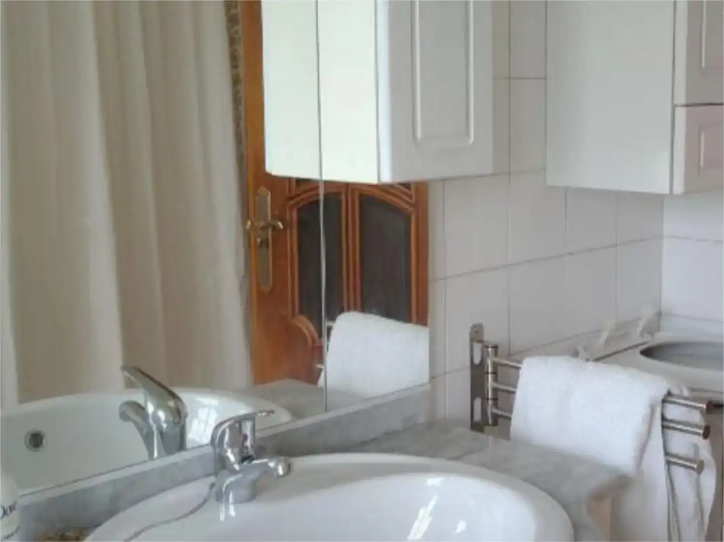 Badezimmer von Country house zur Miete in Ribadeo mit Möbliert