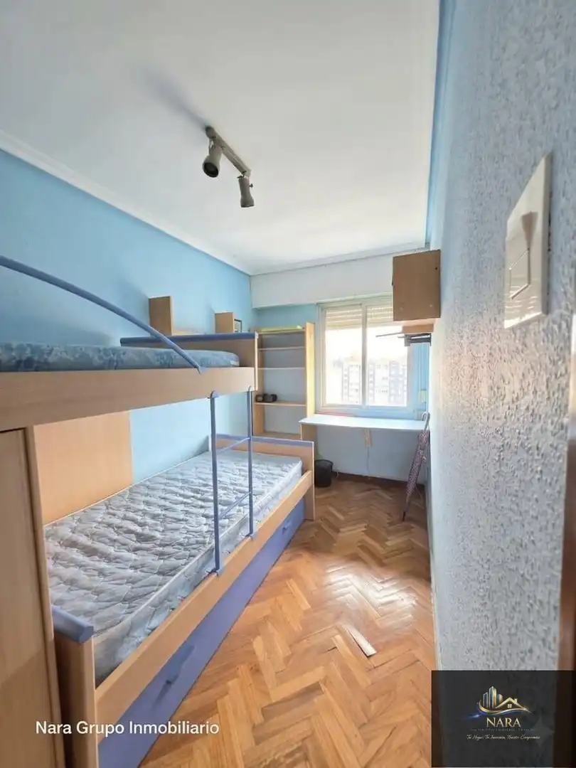 Schlafzimmer von Wohnung zum Verkauf in Santander mit Heizung, Parkett und Möbliert