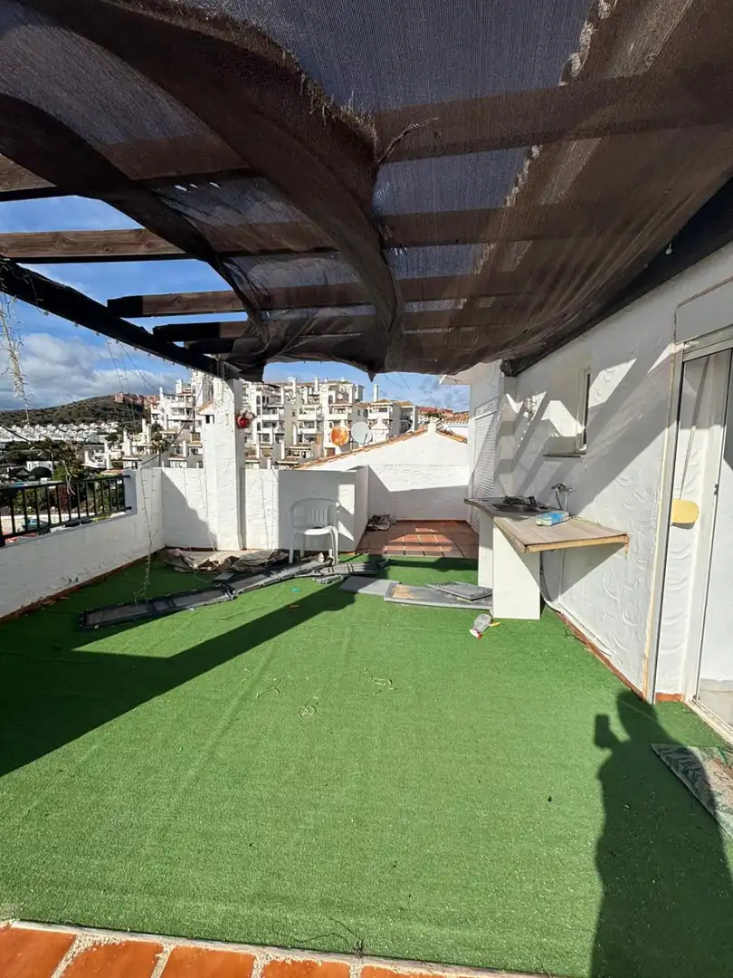 Dúplex en venda a Calahonda
