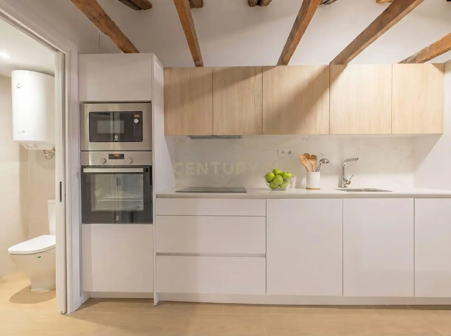 Cocina de Piso en venta en Madrid con Aire acondicionado, Lavadora y Microondas