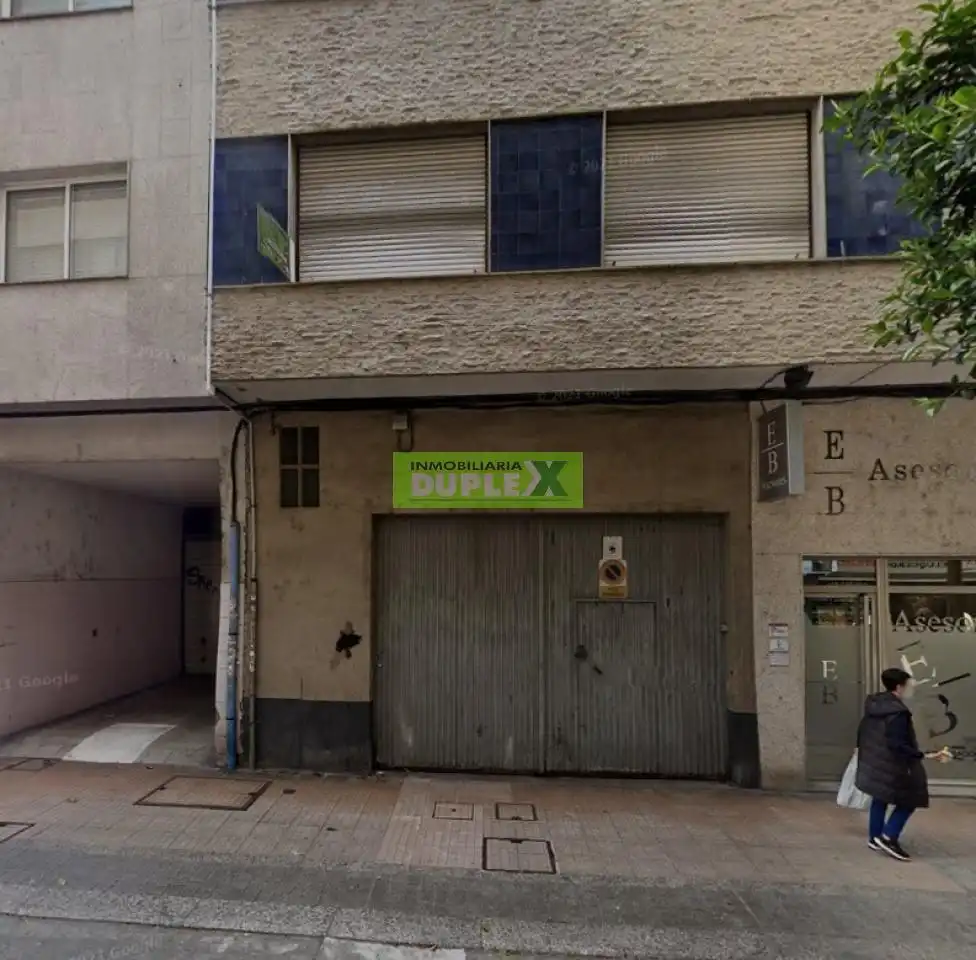 Local comercial en venta en Zona de Plaza de Barcelos