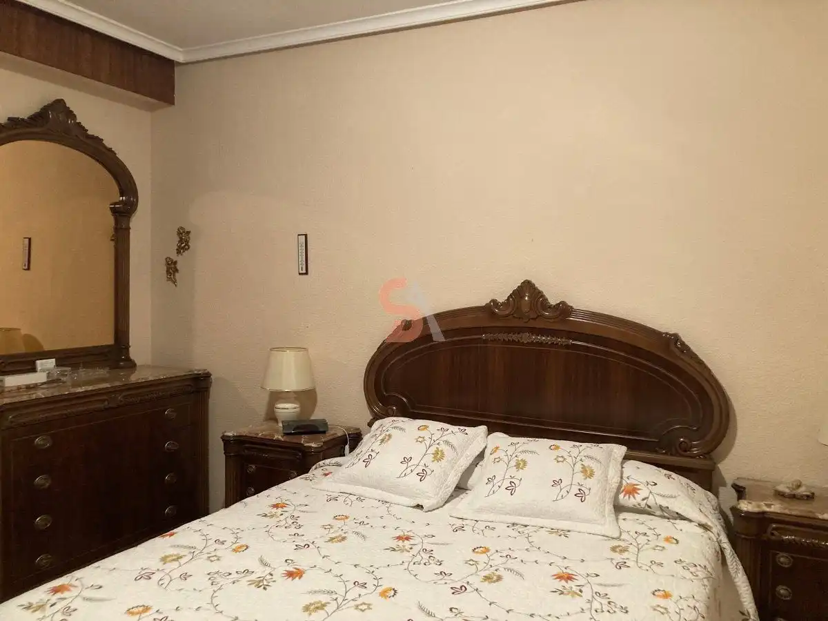 Bedroom of Flat for rent in Valladolid  with Heating and Terrace