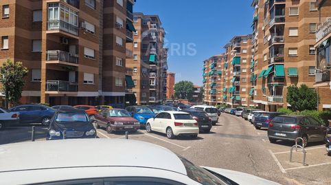 ESPECTACULAR Y REFORMADO! 4 dorm. con piscina y parking en Buenavista, imagen 3