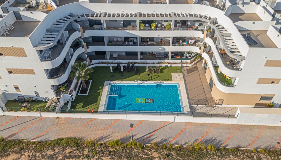 Foto 1 de Planta baja en venta en Calle Río Esla, Mil Palmeras, Alicante