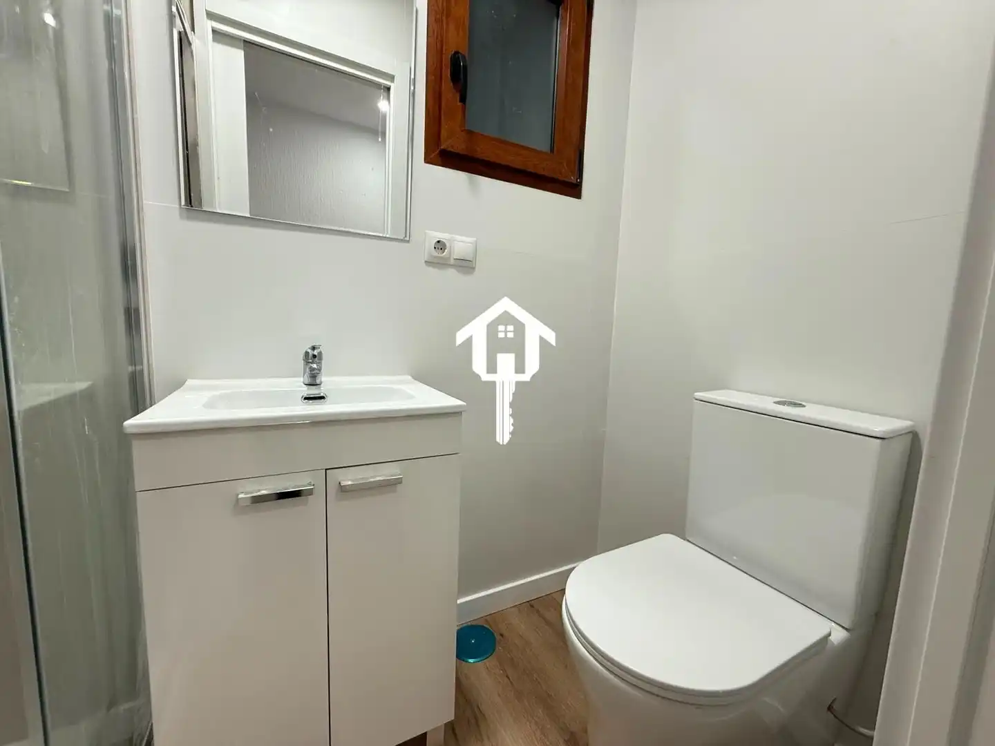 Flat with terrace for sale in Calle TAQUIGRAFO MARTI, imagen 28