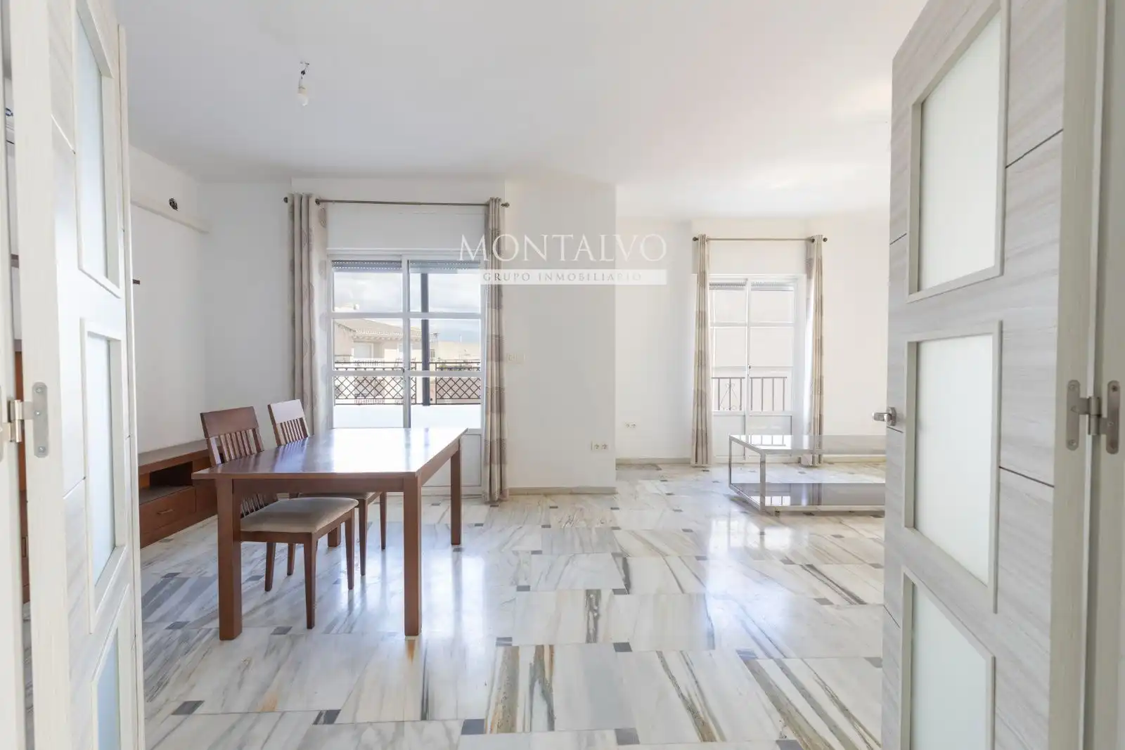 Habitación de Ático en venta en Atarfe con Aire acondicionado, Calefacción y Terraza