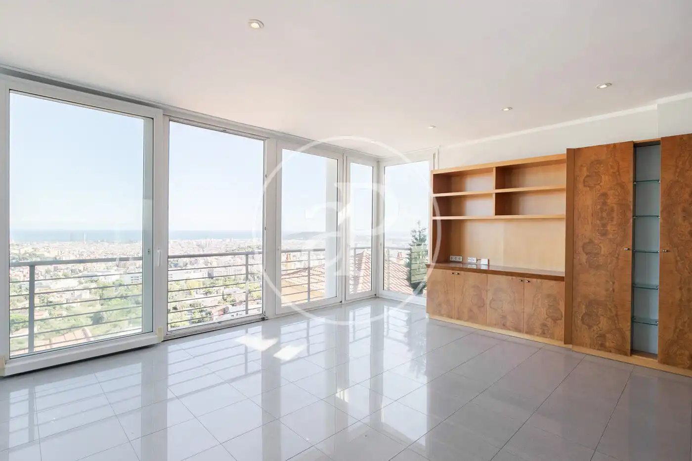 Haus oder Chalet zum Verkauf in Barcelona mit Klimaanlage, Heizung und Terrasse