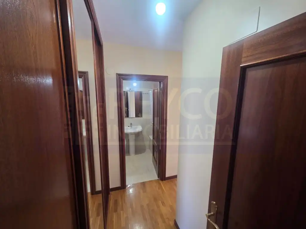 Apartamento con ascensor en venta en Calle Tres De Abril, imagen 6