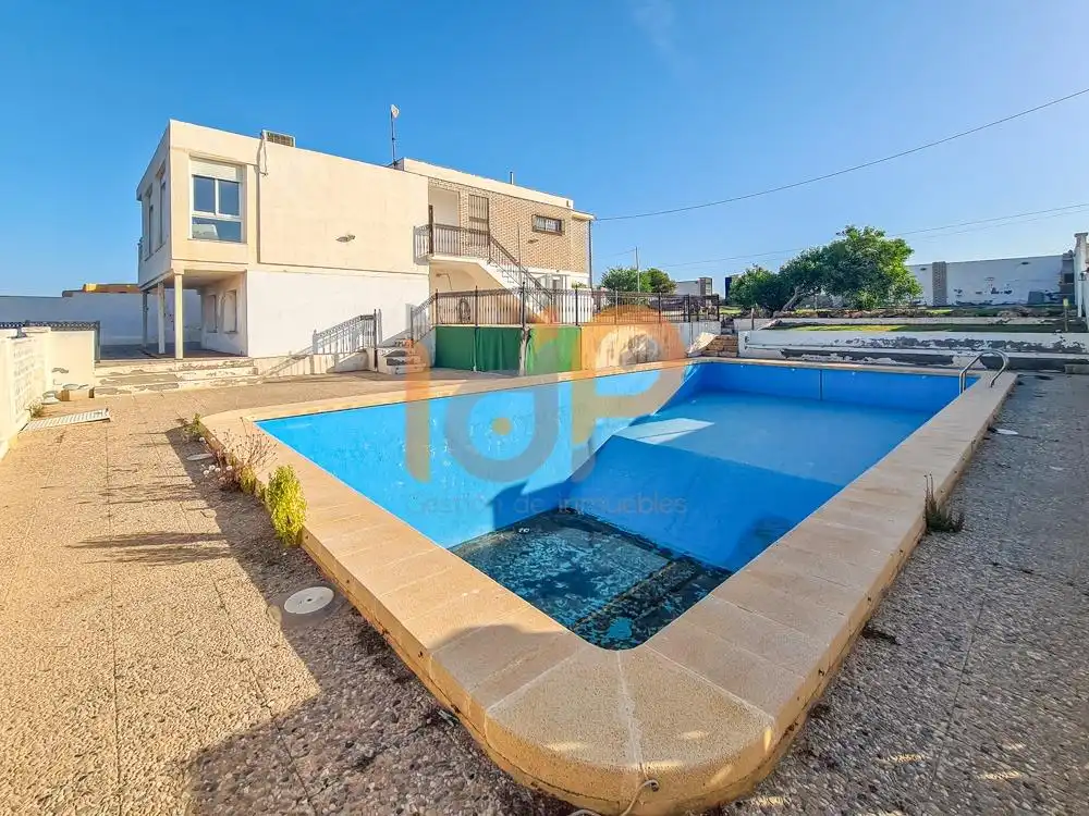 Piscina de Casa o chalet en venta en Águilas con Aire acondicionado, Jardín privado y Trastero