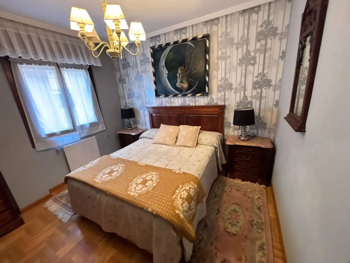 Habitación de Piso de alquiler en Oviedo  con Calefacción, Parquet y Amueblado