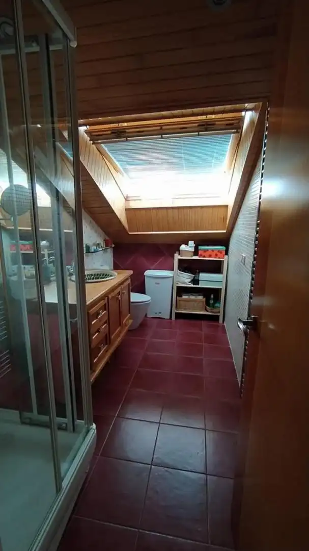 Bany de Pis en venda en La Seu d'Urgell amb Calefacció