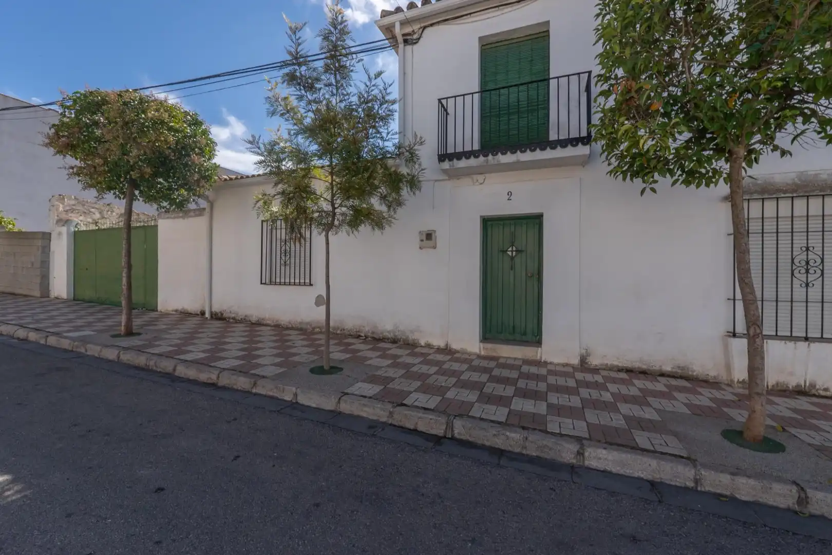 Vista exterior de Casa o chalet en venta en Albolote con Terraza y Balcón