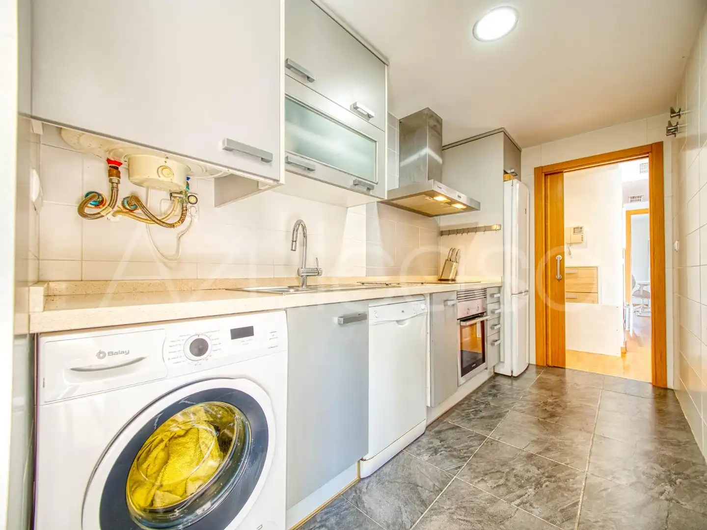 Küche von Wohnung zum Verkauf in El Campello mit Klimaanlage, Privatgarten und Parkett