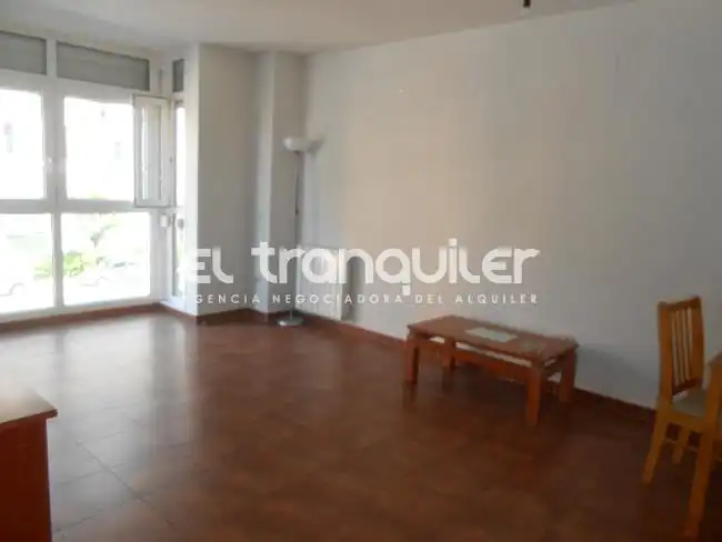 Sala d'estar de Pis de lloguer en Madrid amb Traster i Piscina
