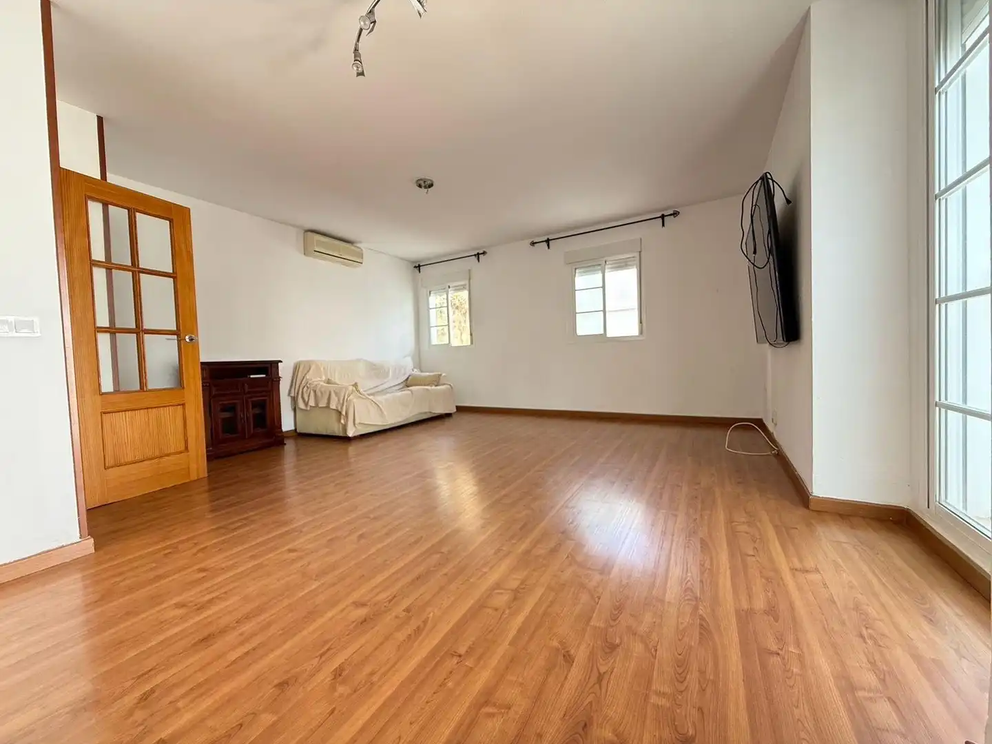 Sala d'estar de Dúplex en venda en Jerez de la Frontera amb Aire condicionat