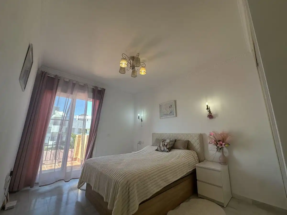 Dormitori de Casa o xalet en venda en Mijas amb Aire condicionat, Jardí privat i Terrassa