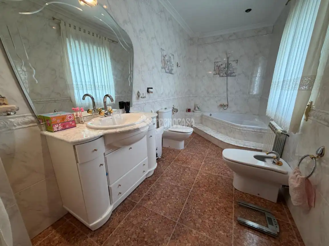 Baño de Casa o chalet en venta en Torredonjimeno
