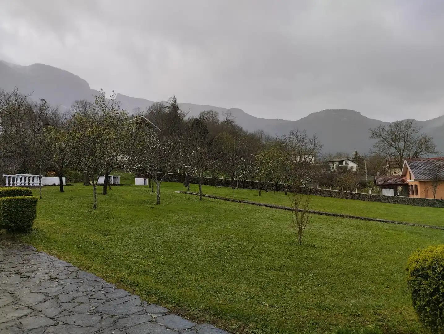 Garden of Houses for sale in Valle de Mena  with Private garden, Furnished and Balcony