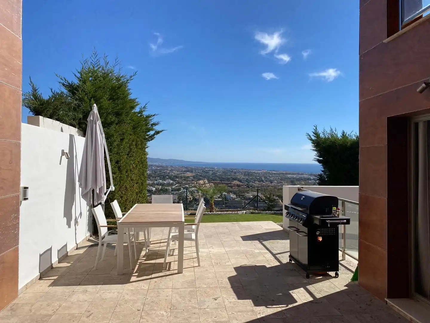 Terraza de Casa adosada de alquiler con opción a compra en Benahavís con Aire acondicionado, Terraza y Trastero