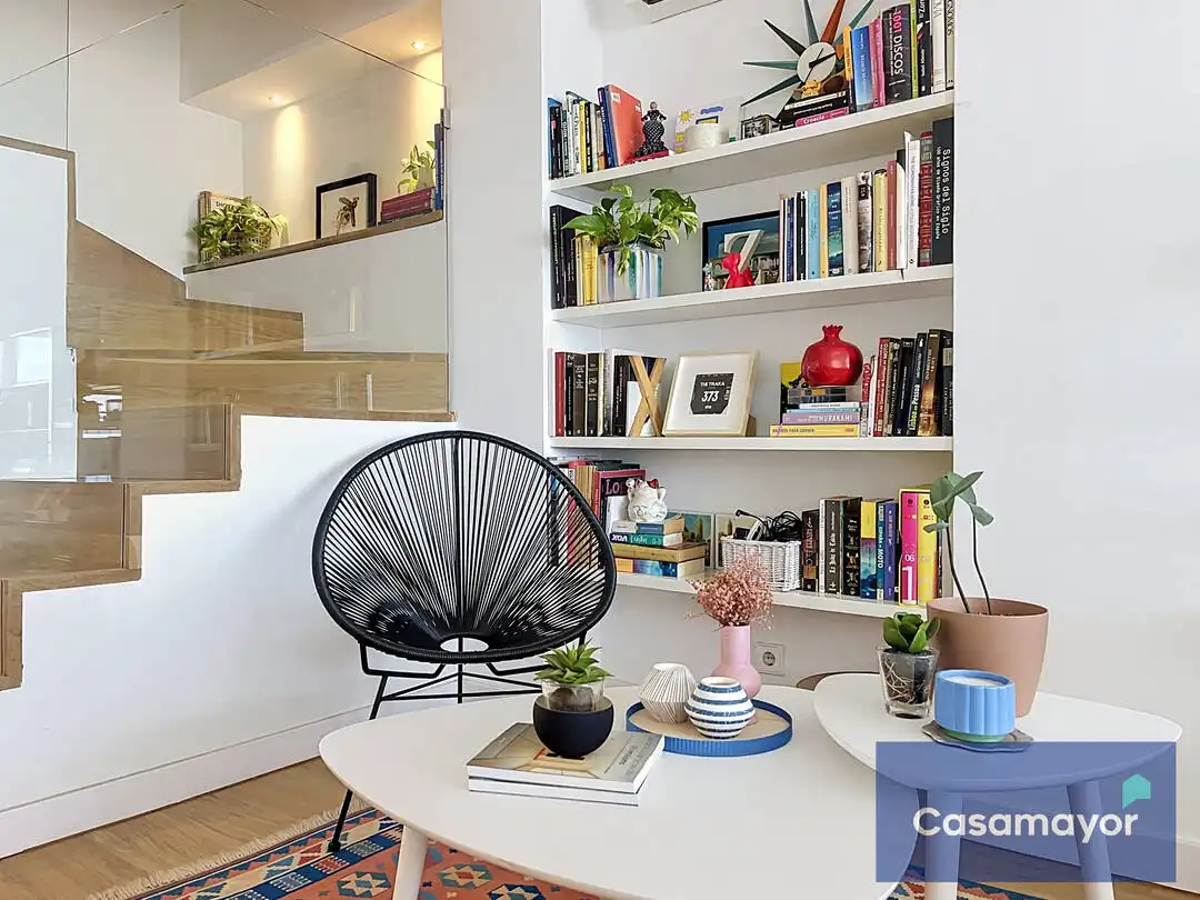 Sala d'estar de Dúplex en venda en Alicante / Alacant amb Aire condicionat