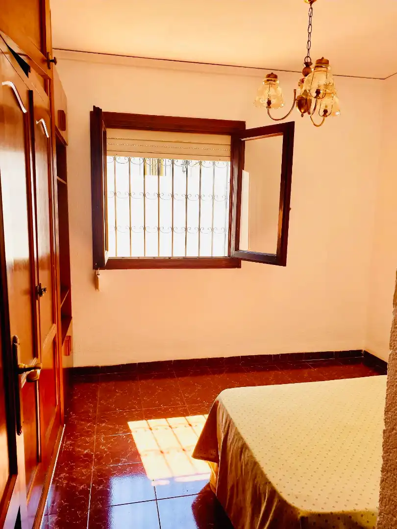 Detached house with pool for sale in El Montgó, imagen 4