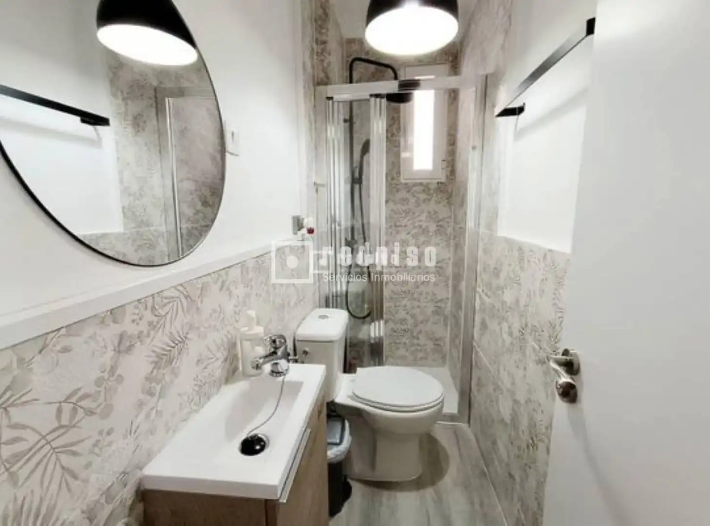 Baño de Estudio de alquiler en Madrid con Calefacción y Amueblado