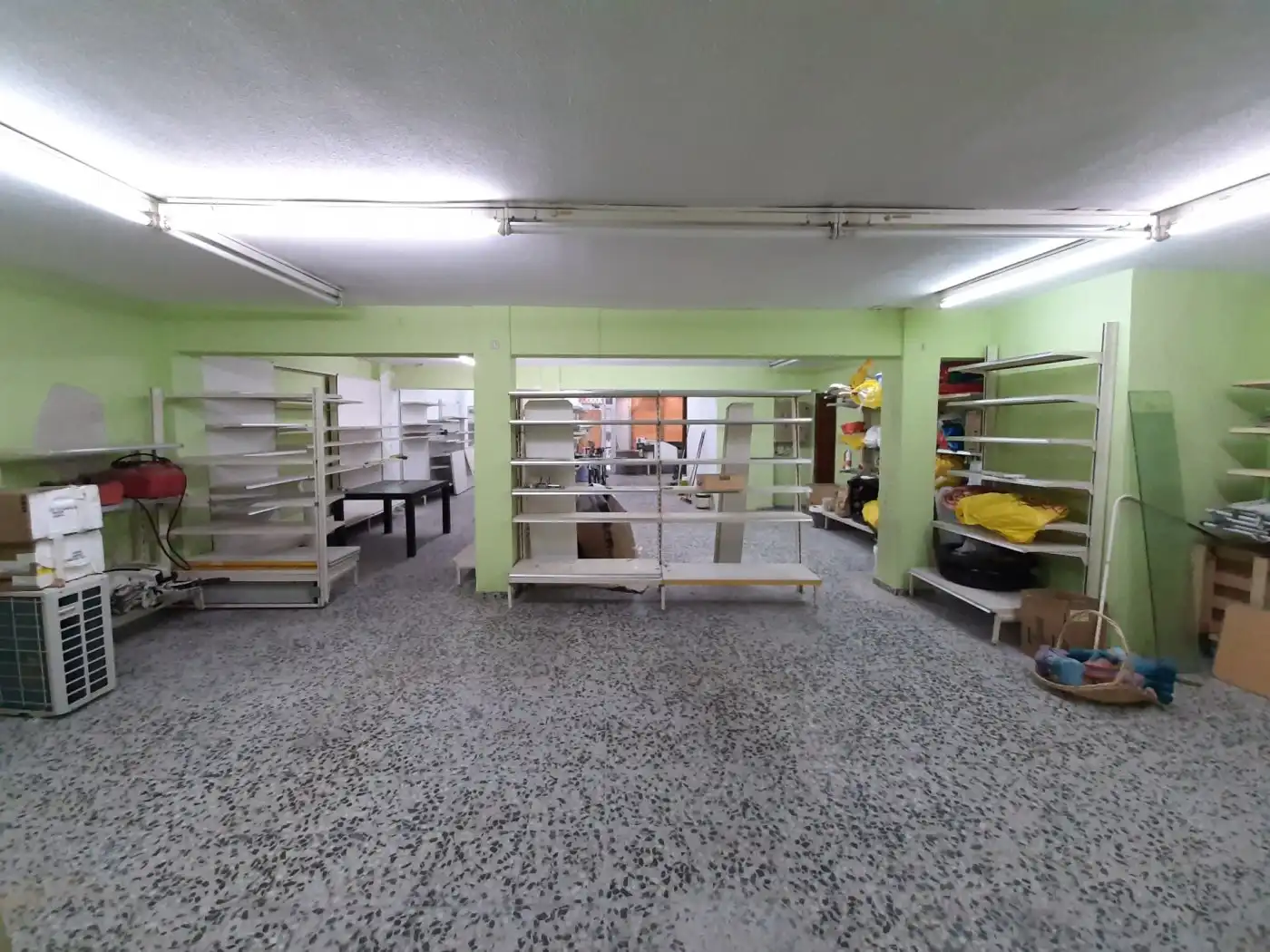 Business premises for sale in Casc Urbà, imagen 4