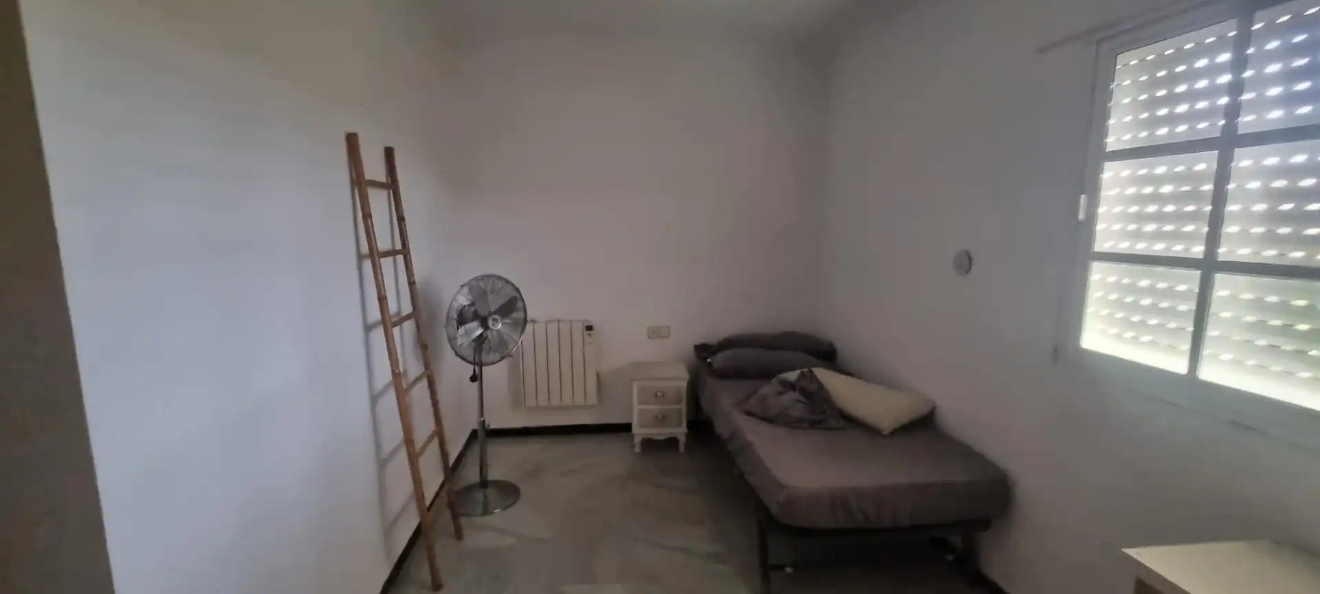 Bedroom of Houses for sale in Algeciras