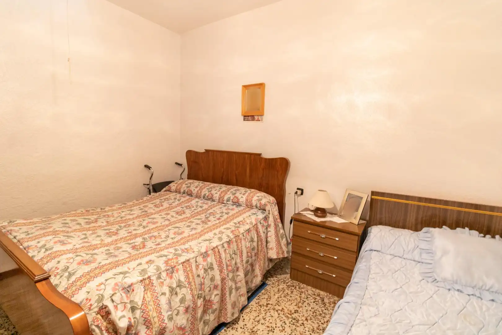 Dormitori de Casa o xalet en venda en Santa Fe de Mondújar amb Jardí privat, Terrassa i Moblat