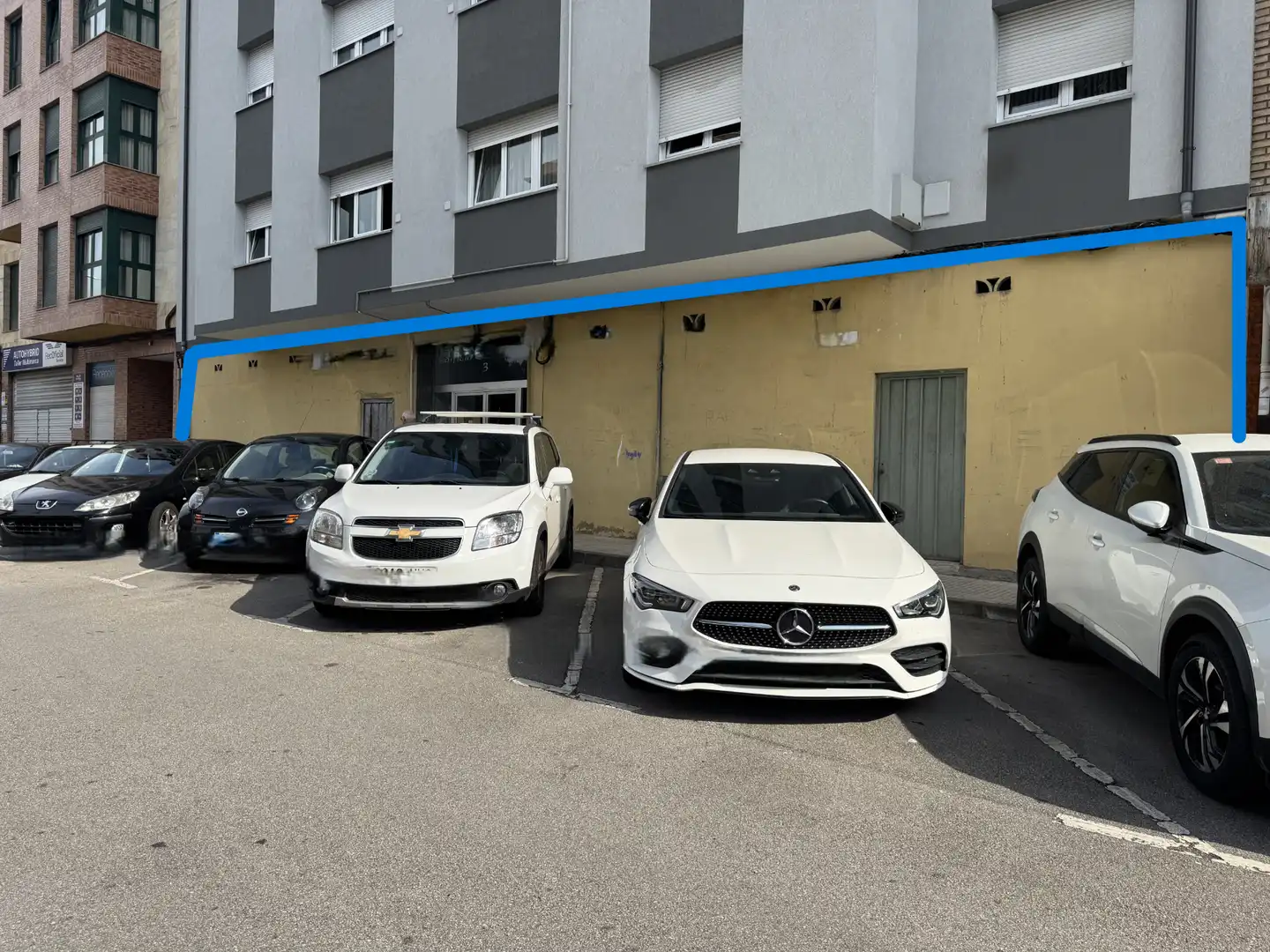 Local comercial en venta en Avenida Principado del 16BI