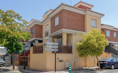 Exterior view of Single-family semi-detached for sale in Armilla  with Heating, Parquet flooring and Terrace