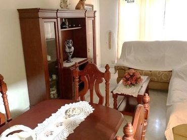 Casa amb balcó en venda a Núcleo urbano
