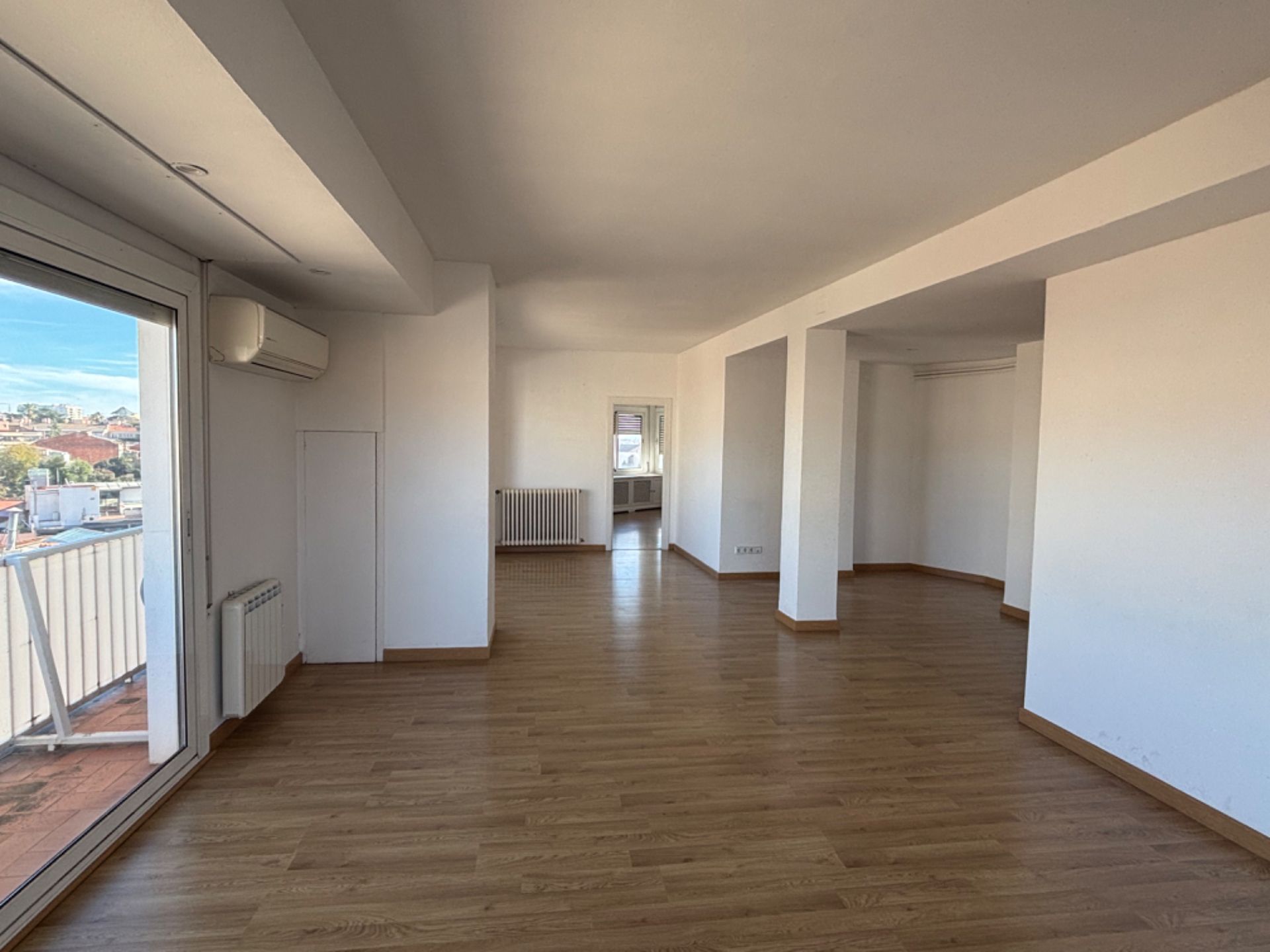 Pis de lloguer a Carrer Cremat n°20.., Barri del Centre