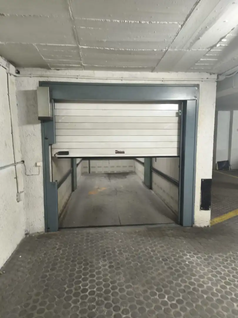 Aparcament amb ascensor en venda a Centro, imagen 4