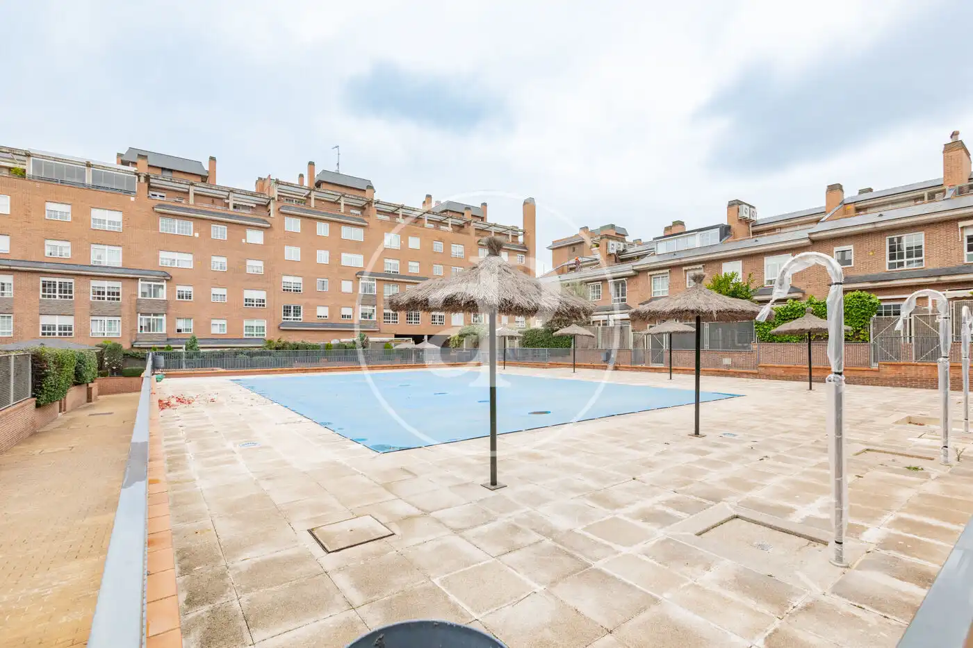 Vista exterior de Casa adosada en venta en San Sebastián de los Reyes con Aire acondicionado, Calefacción y Jardín privado