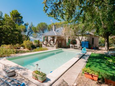 Casa amb piscina en venda a Robledo de Chavela