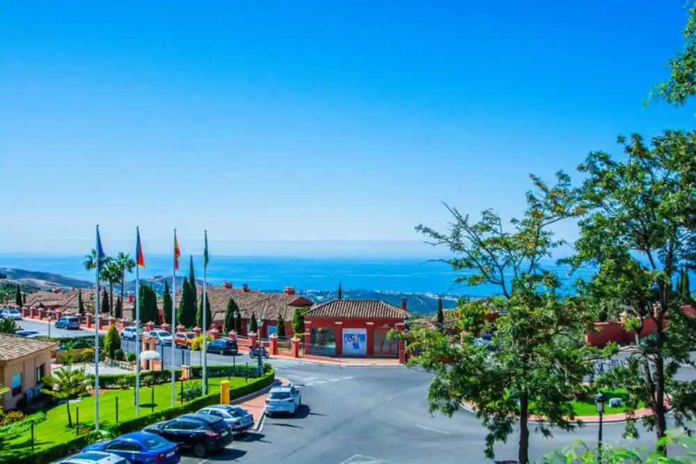Apartament amb terrassa en venda a Elviria - Cabopino, imagen 30