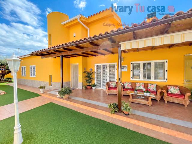 Casa-chalet en Venta en Gran Avinguda Jaume I en Els Terrers