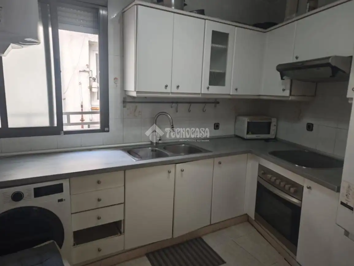 Cuina de Pis en venda en Madrid amb Aire condicionat, Calefacció i Balcó