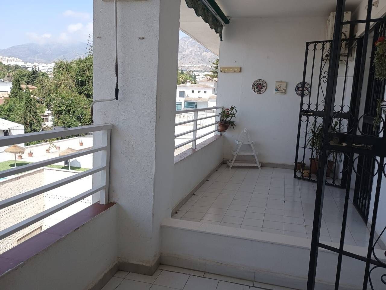 Exterior view of Apartment for sale in Benalmádena  with Air Conditioner, Terrace and Furnished