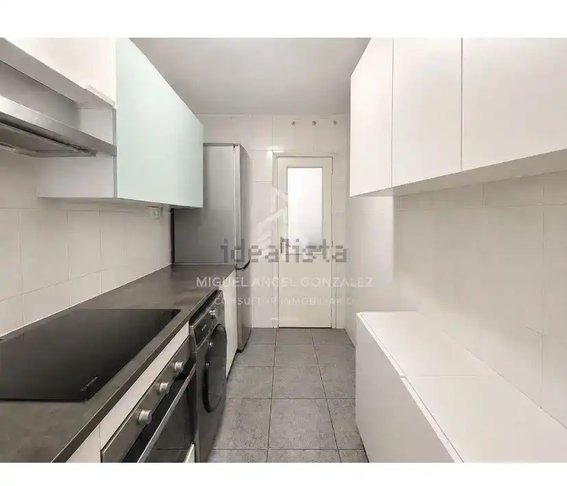 Cocina de Piso en venta en  Madrid Capital con Aire acondicionado