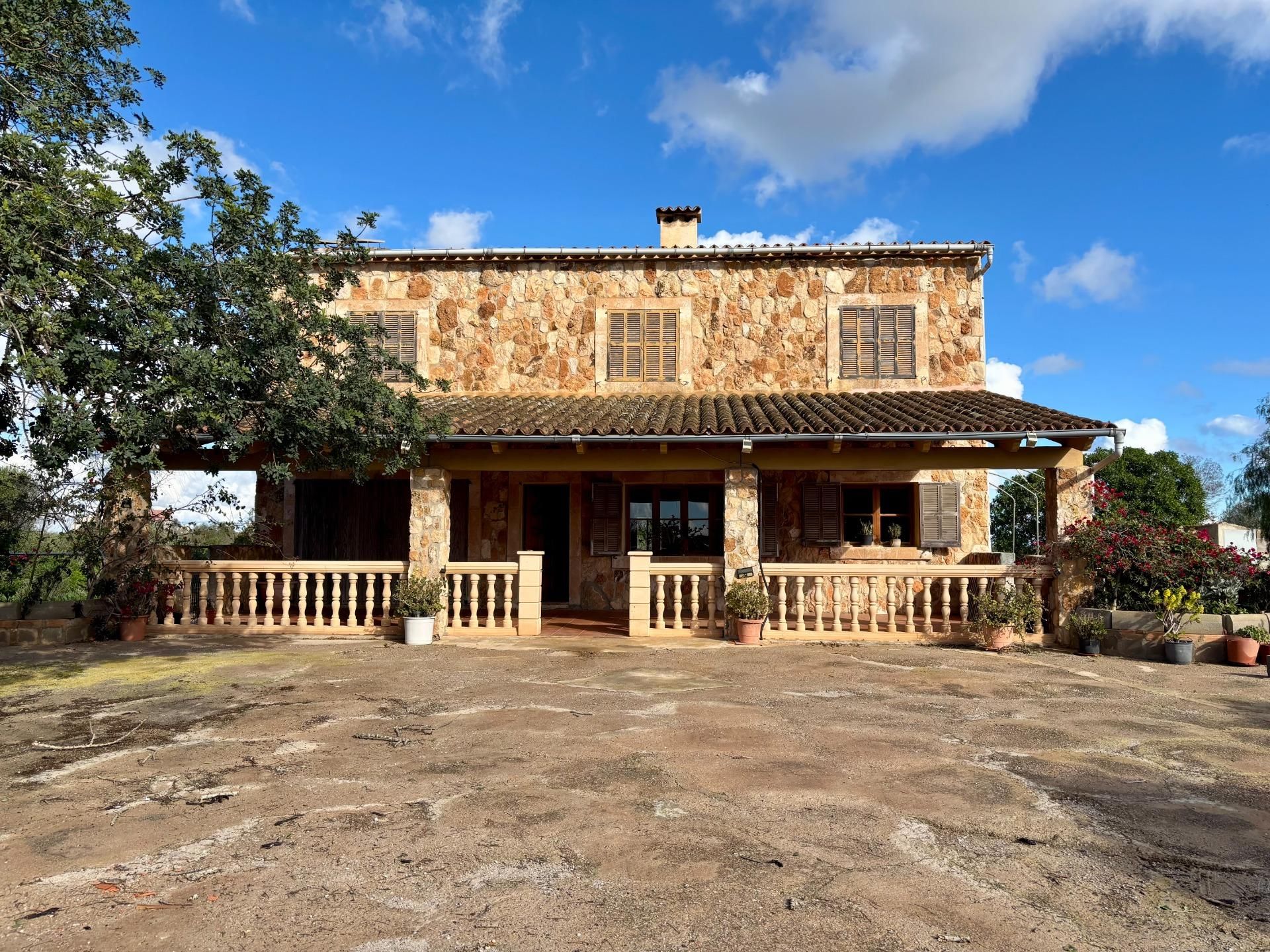 Vista exterior de Finca rústica en venda en Santanyí amb Jardí privat, Terrassa i Traster