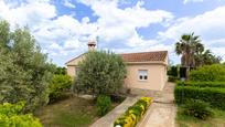Garden of House or chalet for sale in Cheste  with Air Conditioner, Heating and Private garden