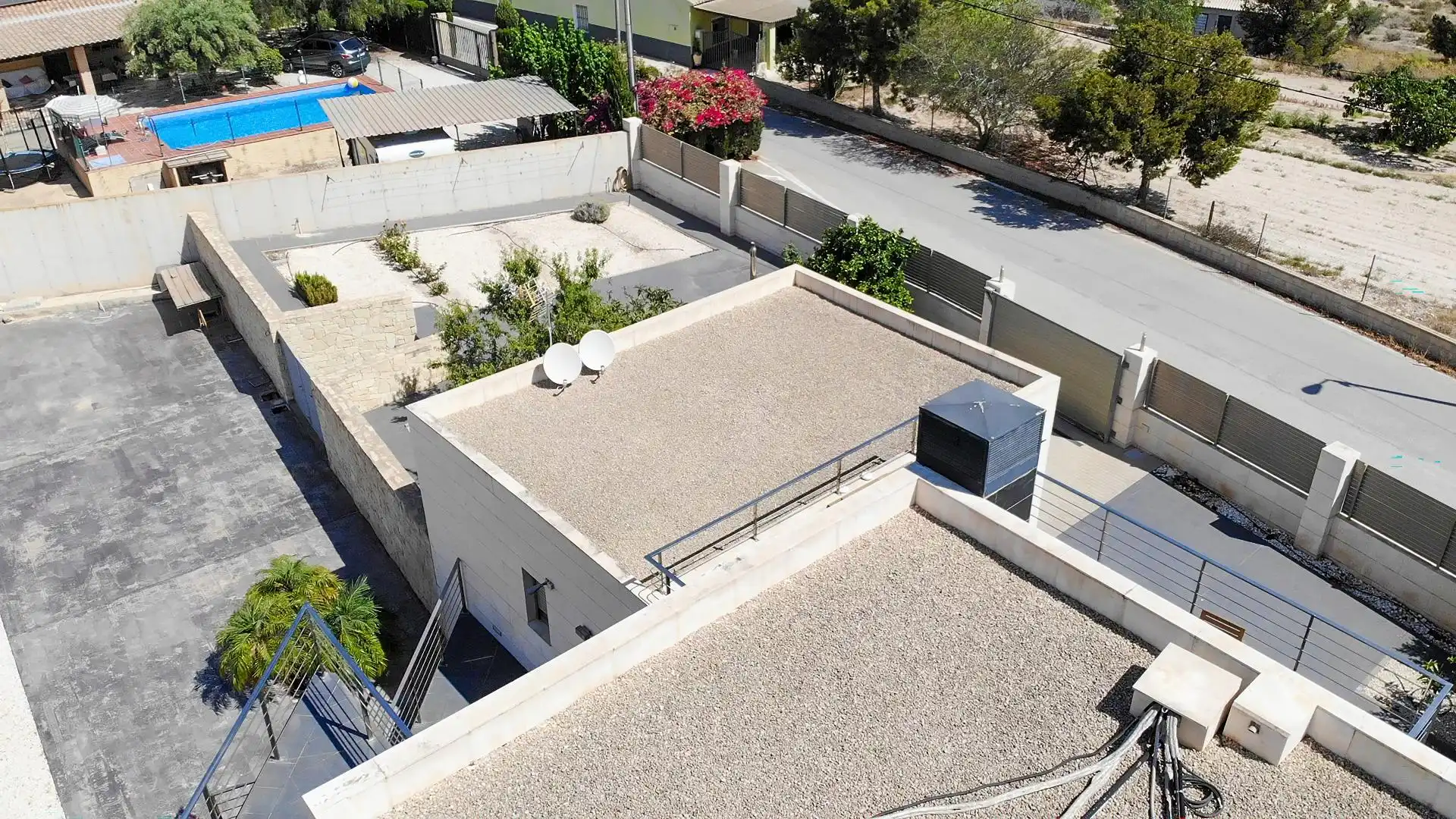 Terrassa de Casa o xalet en venda en Alicante / Alacant amb Aire condicionat, Calefacció i Jardí privat