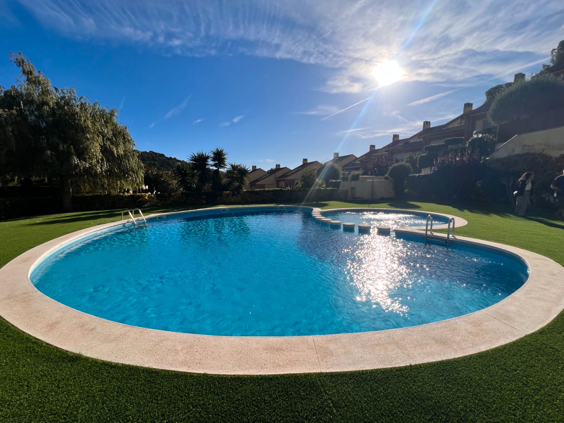 Piscina de Casa adosada de lloguer en Sant Andreu de Llavaneres amb Aire condicionat, Calefacció i Jardí privat