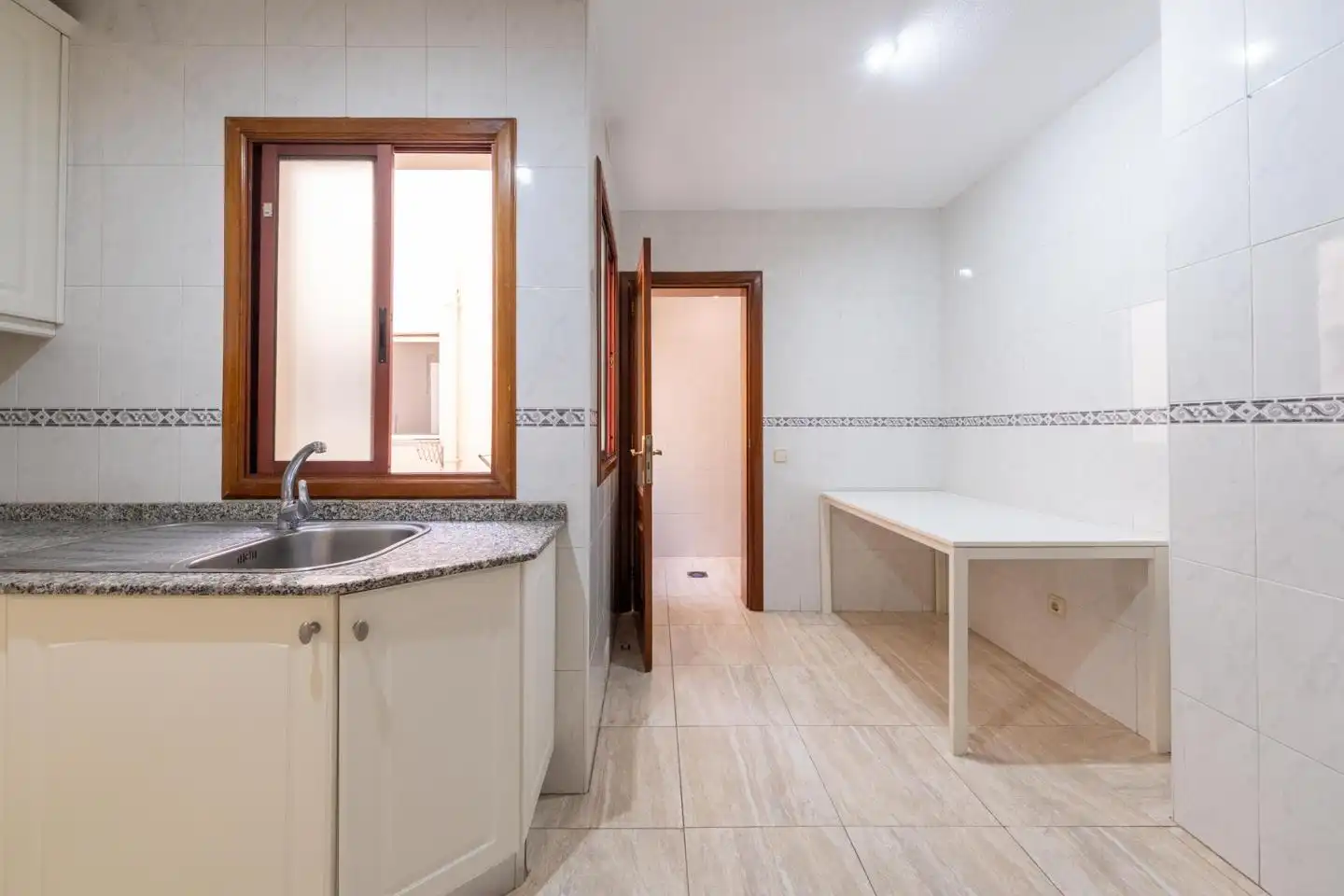 Flat for rent in Calle Bravo Murillo, 3, Triana