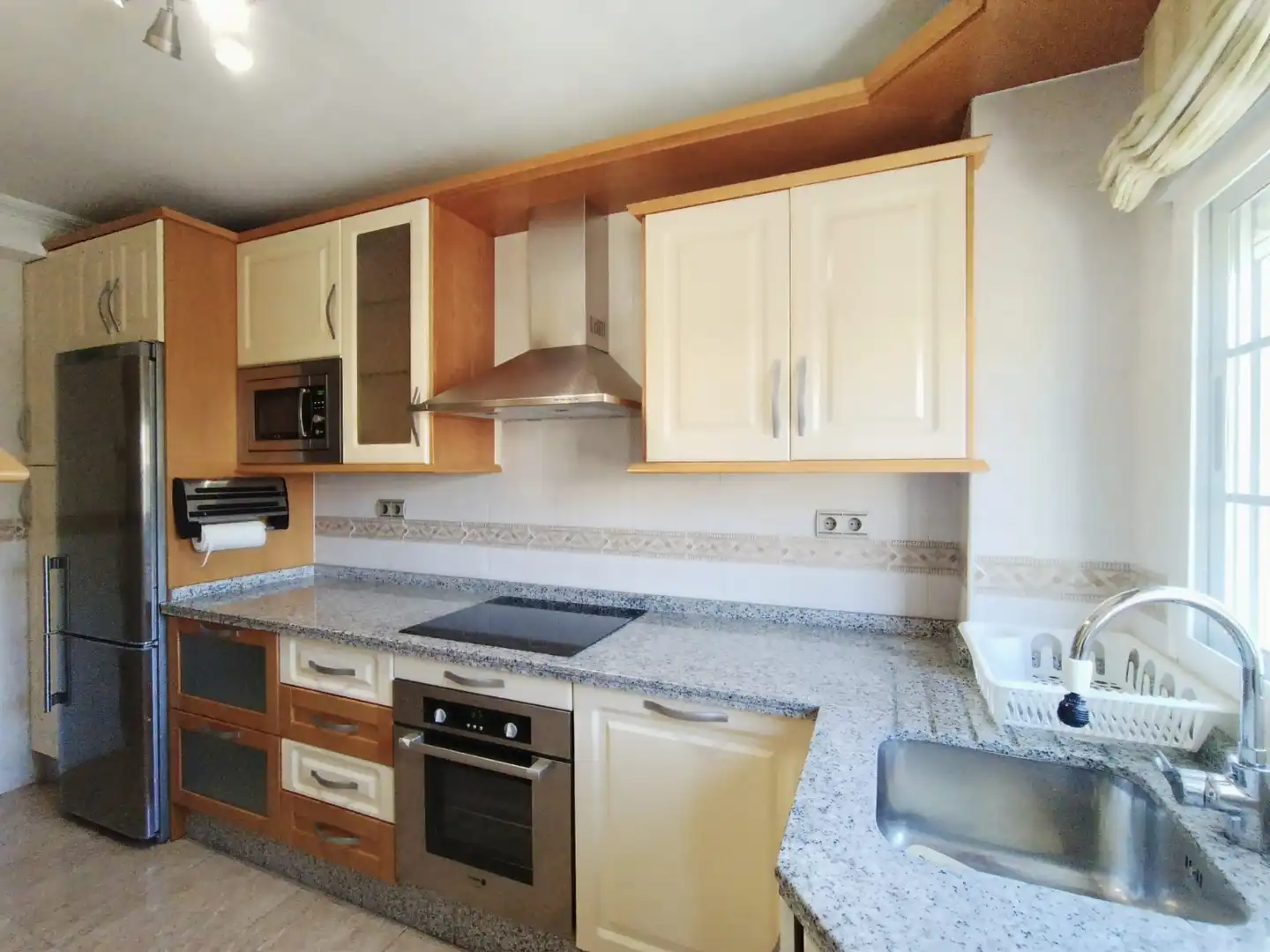 Küche von Wohnung zum Verkauf in Cáceres