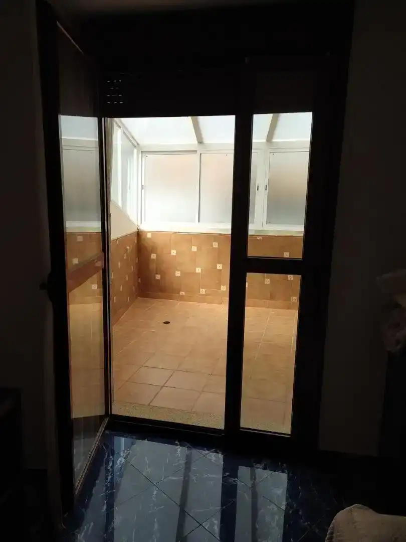 Bany de Dúplex de lloguer en Badajoz Capital amb Aire condicionat i Balcó