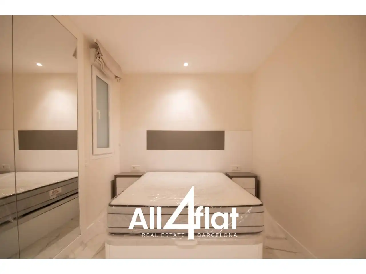 Flat with lift for sale in Calle Villarroel, imagen 27